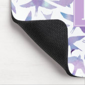 Muster der Aquarellvögel und Monogramm Mousepad (Ecke)