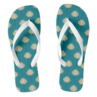 Muster der Blätter in blau Badesandalen