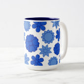 Muster der blauen Blume Zweifarbige Tasse (VorderseiteRechts)