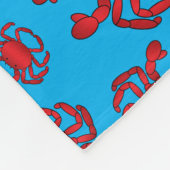 Muster der blauen Krabbe des Himmels Fleecedecke (Ecke)