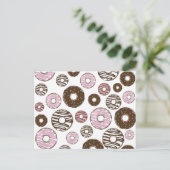 Muster der Donuts, rosa Donuts, braune Donuts Postkarte (Stehend Vorderseite)