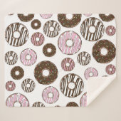 Muster der Donuts, rosa Donuts, braune Donuts Sherpadecke (Vorderseite (Horizontal))