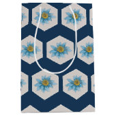 Muster der geometrischen Blume Mittlere Geschenktüte (Vorderseite)