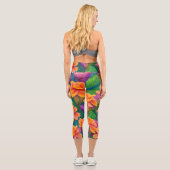 Muster der hawaiianischen tropischen Blume Capri Leggings (Rückseite)