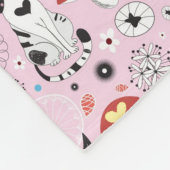 Muster der Katzen und der Blumen Fleecedecke (Ecke)