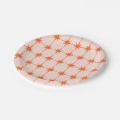 Muster der Retro-50er-Sternexplosion in Orange Pappteller (Schrägansicht)