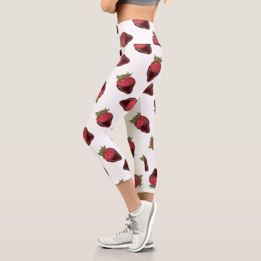Muster der schokoladenbedeckten Erdbeeren Capri Leggings (Links)