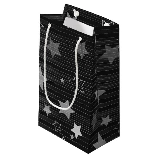 Muster der schwarzen Sterne Kleine Geschenktüte (Vorderseite Schrägansicht)