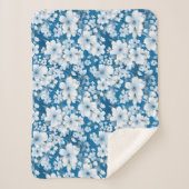 Muster der weißen Blume, blauer Hintergrund, Sherpadecke (Vorderseite)