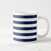 Muster der weißen Navy Blue Strips {Farbe} Jumbo-Tasse (Rechts)