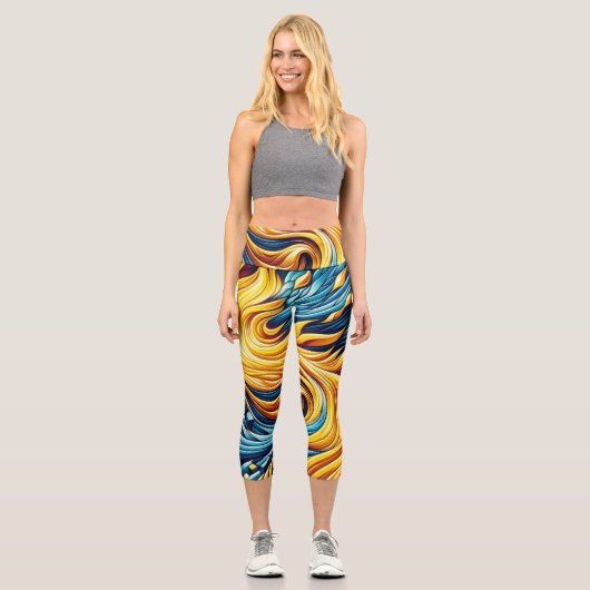 Muster des geometrischen Musters des gelben Feuers Capri Leggings (Vorderseite)