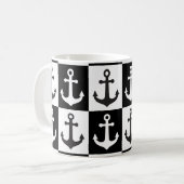 Muster des Kreuzschiffs - Schwarz/Weiß Kaffeetasse (Vorderseite Links)