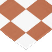 Muster eines braunen, karierten Karos Tischdecke (Schrägansicht)