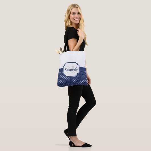 Muster für blaue Punkte Tasche (Am Model)
