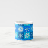 Muster für blaue Schneeflocken Espressotasse (Vorderseite)