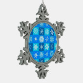 Muster für blaue Schneeflocken Zinn-Ornament (Links)