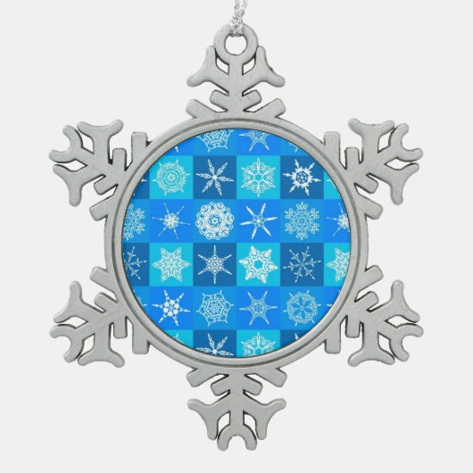 Muster für blaue Schneeflocken Zinn-Ornament (Vorderseite)