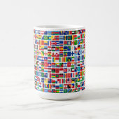 Muster für die Flaggen aller Länder Kaffeetasse (Mittel)