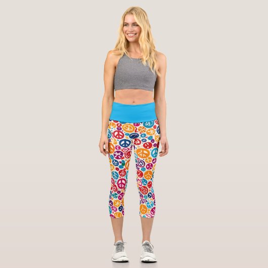 Muster für Friedenszeichen Capri Leggings (Vorderseite)