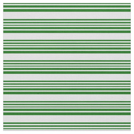 Muster für Lavendel und dunkle grüne Linien Stoff (Nahaufnahme)