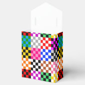 Muster für mehrfarbige Patchwork-Karo Geschenkschachtel (Geöffnet)