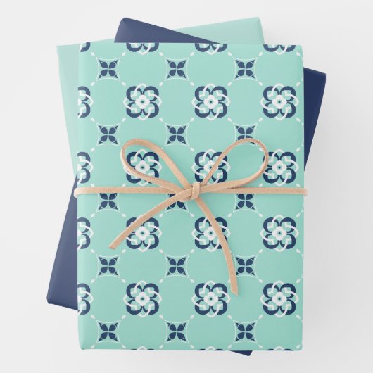 Muster für Minze und dunkelblaue Interwoven-Blume Geschenkpapier Set (Beispiel)