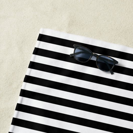 Muster für niedliche schwarze und weiße Streifen Strandtuch (Beispiel)