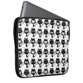 Muster für niedliche Schwarzkatzenausdrücke Laptopschutzhülle (Vorne Rechts)