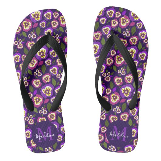 Muster für niedliche Stiefmütterchen Lila Monogram Badesandalen (Fußbett)
