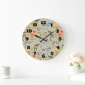 Muster für niedliche Waldtiere und Blume Große Wanduhr (Zuhause)