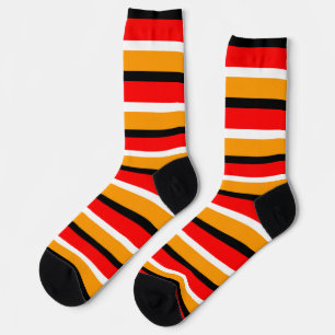 Muster für rote Orangen Streifen Socken