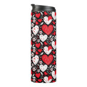 Muster für rote, schwarze und weiße Herzen und Blu Thermosbecher (Nach rechts gedreht)
