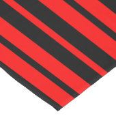 Muster für rote schwarze vertikale Streifen Kurzer Tischläufer (Ecke)