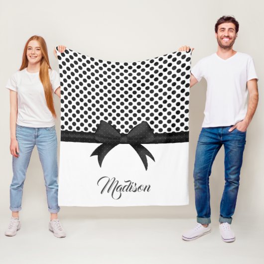 Muster für schwarze Bögen und Punkte Fleecedecke (Beispiel)