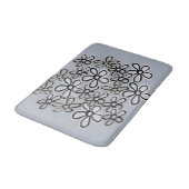 Muster für schwarze und weiße Wasserfarben Badematte (Schrägansicht)