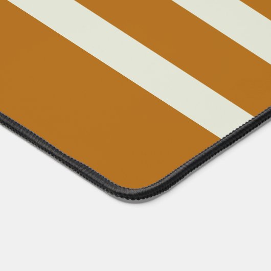 Muster für weiche und warme braune Streifen Schreibtischunterlage (Ecke)