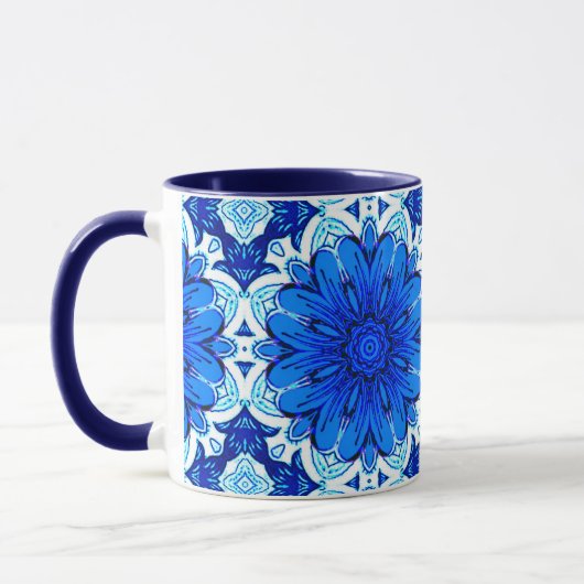 Muster geometrischer Blume in Cobalt Blue und Navy Tasse (Links)
