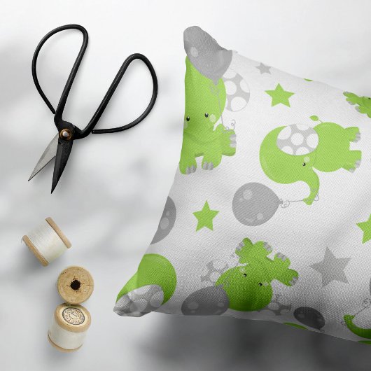 Muster grüner Elefanten, Niedliche Elefanten, Ster Dekokissen