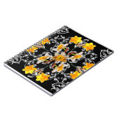 Muster im barocken Stil mit Blume Narzissen auf Notizblock (Linke Seite)