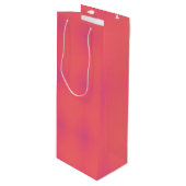 Muster in weichem Rosa und Lila Geschenktüte Für Weinflaschen (Vorderseite Schrägansicht)