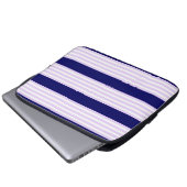 Muster Lilac und weiße Streifen mit marineblau Laptopschutzhülle (Vorne Knopf)