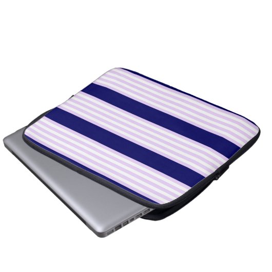 Muster Lilac und weiße Streifen mit marineblau Laptopschutzhülle (Vorne Knopf)