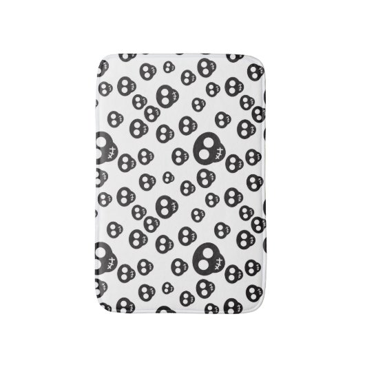 Muster mit den schwarzen Schädeln auf Weiß Badematte (Vorderseite Vertikal)