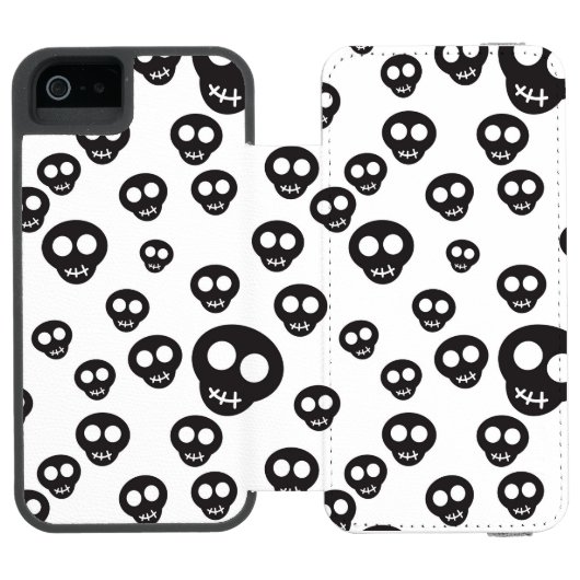 Muster mit den schwarzen Schädeln auf Weiß Incipio iPhone Geldbeutel-Hülle (Folio Geöffnet)