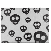 Muster mit den schwarzen Schädeln auf Weiß Schneidebrett (Vorderseite)