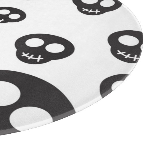 Muster mit den schwarzen Schädeln auf Weiß Schneidebrett (Ecke)