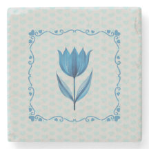 Muster mit einer blauen Tulpe 