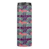 Muster mit Fischen und lila Welle Thermosbecher (Rückseite)