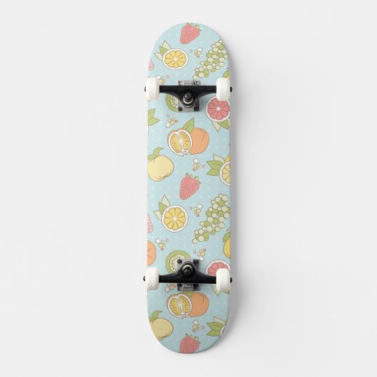 Muster mit Früchten und Beeren Skateboard (Vorderseite)