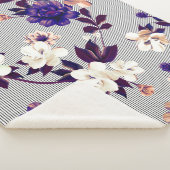 Muster mit Frühlingsblumen Muster mit Feder fl Sherpadecke (3/4)